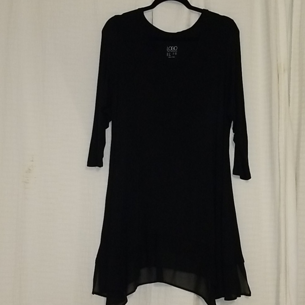 ✨️📣 ON SALE✨️ LIQUIDATION SALE🛍✨ LOGO 3/4 Sleeve Scoop neck Asymmetrical Tunic